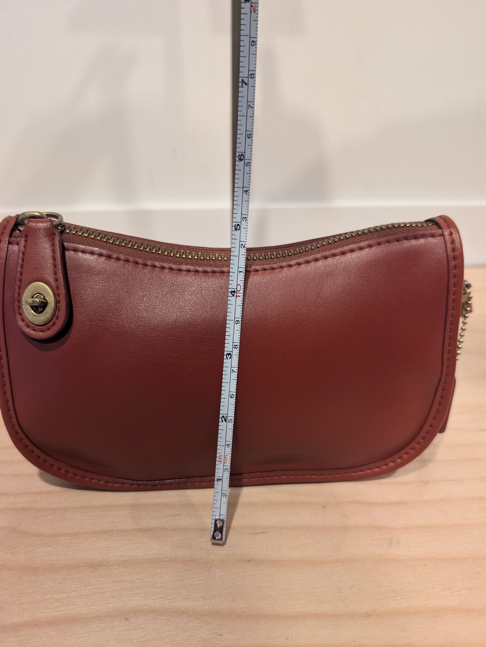 Coach Originals Swinger 20 Glovetanned Leather (Style C2643) - Limited - Picture 12 of 14